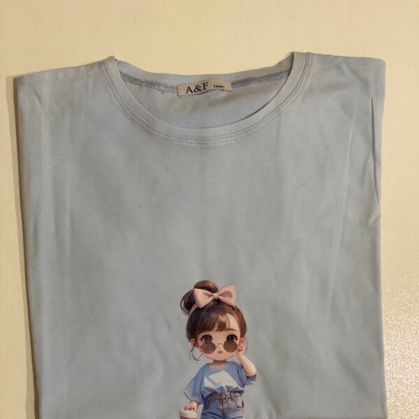 تیشرت چاپ دخترک عینکی